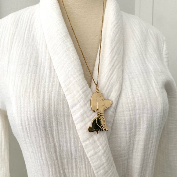 Vintage Gold Snoopy Necklace - Picture 3 of 4
